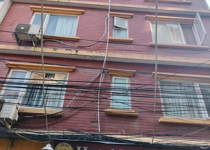 Отель Liv